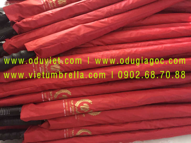 xưởng sản xuất ô dù cầm tay in logo quảng cáo